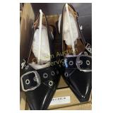 WOMENï¿½S SIZE 6 SHOES