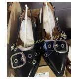 WOMENï¿½S SIZE 6 SHOES