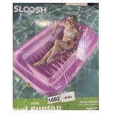 POOL SUNTAN