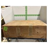 Wood box w/ lid- 15x7x23