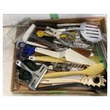 KITCHEN UTENSILS