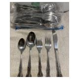 6 PLACE SILVERWARE SET W/EXTRAS