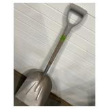 ALUMINUM SCOOP SHOVEL