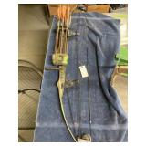 Bear Whitetail HUnter  70#  32 draw