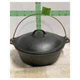 12" CAST IRON POT W/LID