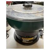 Cabelas Model 400 case tumbler w/medium