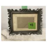 METAL PICTURE FRAME  6" X 8"