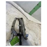 3 JAW 6" PULLER