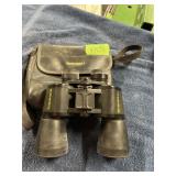 BUSHNELL 8 X 70 BINOCULARS