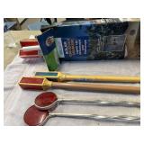 LARGE SELECTION DRIVEWAY MARKERS