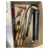 WOOD HANDLE IRWIN SCREW DRIVERS