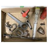 LIFTING HOOKS & BATTERY POST CLEANER