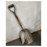 ALUMINUM SCOOP SHOVEL