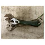 3 ADJUSTABLE WRENCHES