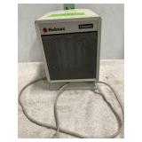 HOLMES CERAMIC HEATER