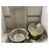 ENAMIL PAN & 2 ALUMINUM PANS