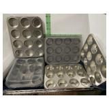 5 Muffin Tins  2 w /lids