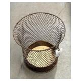 WIRE BASKET 14" D X 15" T