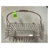 WIRE FLOWER BASKET  120" X 10" X 18"