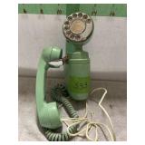 VINTAGE GREEN WALL PHONE