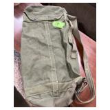 MILITARY DUFFLE BAG