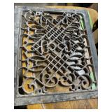 CAST IRON FURNACE GRATE  14" X 12"
