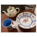 TEAPOT AND KITCHEN ITEMS