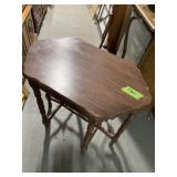 END TABLE 30" X 20" X 30"