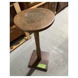 plant stand 12" d x 30" tall