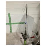 FISHING POLE WITH ULTRA CAST REEL