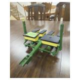 4 ROW JD TOY PLANTER