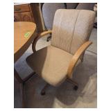 KITCHEN TABLE 42" X 60" X 29" INCLUDING 18" LEAF