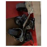 4- 1 1/2" SWIVEL CASTERS