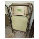 2 FOLDING CHAIRS