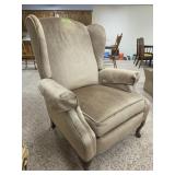 WINGBACK CHAIR Reclinert