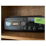 AM/FM CASSETTE PLAYER