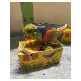 3 ELECTRONIC BLUE BIRDS WITH KEYS