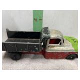 HUBLEY DUMP TRUCK NO TAIL GATE