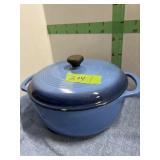 LODGE CAST IRON POT W/LID