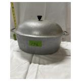 HAMMERED ALUMINUM POT W/LID