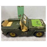 TIN ARMY JEEP  FRICTION MOTOR