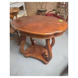 Oval Table   26 x 20 x 25