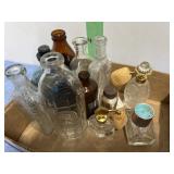 VINTAGE MEDICINE BOTTLES  NO NAMES ON BOTTLES