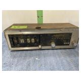 RCA AM Clock Radio