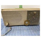 RCA AM Radio & Clock Radio