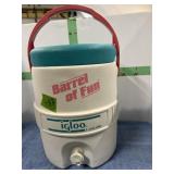 Igloo - 2 gal water jug