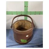 WOOD BUCKET   8" X 7"