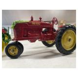TRU SCALE TRACTOR W/ METAL WHEELS