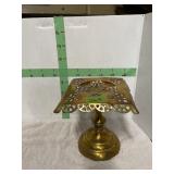 SMALL BRASS TABLE 9" X 9" X 9"