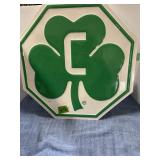 3 Leaf Clover  20 x 20